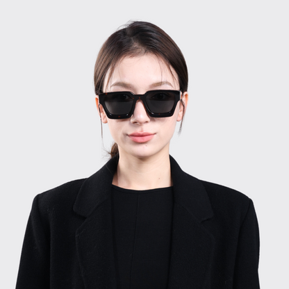 CLASSIQUE CARRIES SUNGLASSES IV